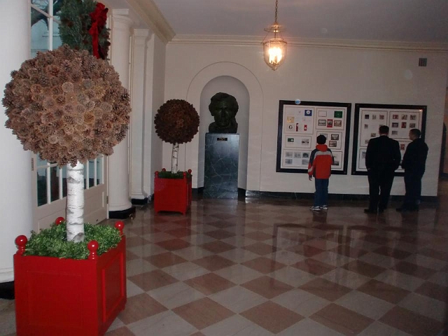 White House Christmas 2009 012.jpg